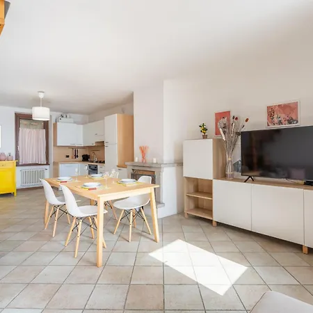شقة Waterfront Balcony Sottoriva 12 *