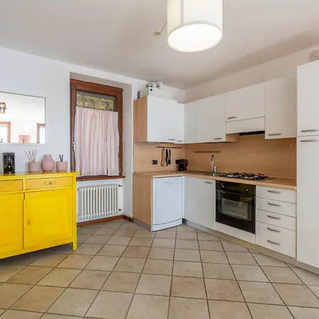 דירה Waterfront Balcony Sottoriva 12 Colonno