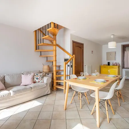 דירה Waterfront Balcony Sottoriva 12 Colonno
